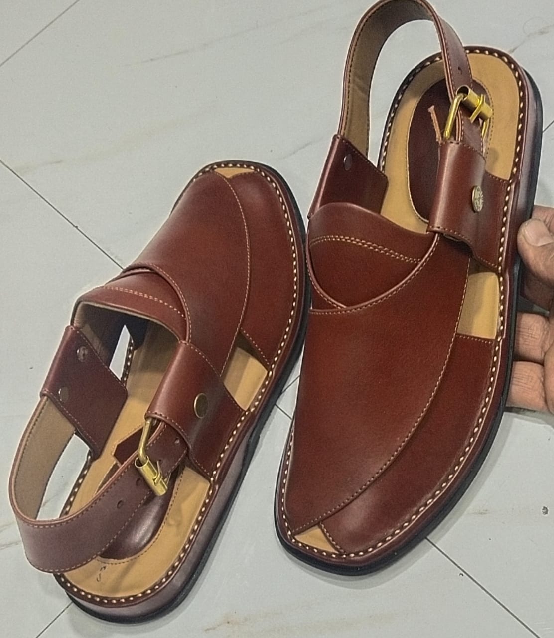 Key features of Gogo chappals include:


Material: Gogo chappals are typically made from lightweight plastic or rubber materials, making them easy to wear and comfor𝐆𝐨𝐆𝐨 𝐋𝐞𝐚𝐭𝐡𝐞𝐫 𝐂𝐡𝐚𝐩𝐩𝐚𝐥Sell MartSell Mart𝐆𝐨𝐆𝐨 𝐋𝐞𝐚𝐭𝐡𝐞𝐫 𝐂𝐡𝐚𝐩𝐩𝐚𝐥