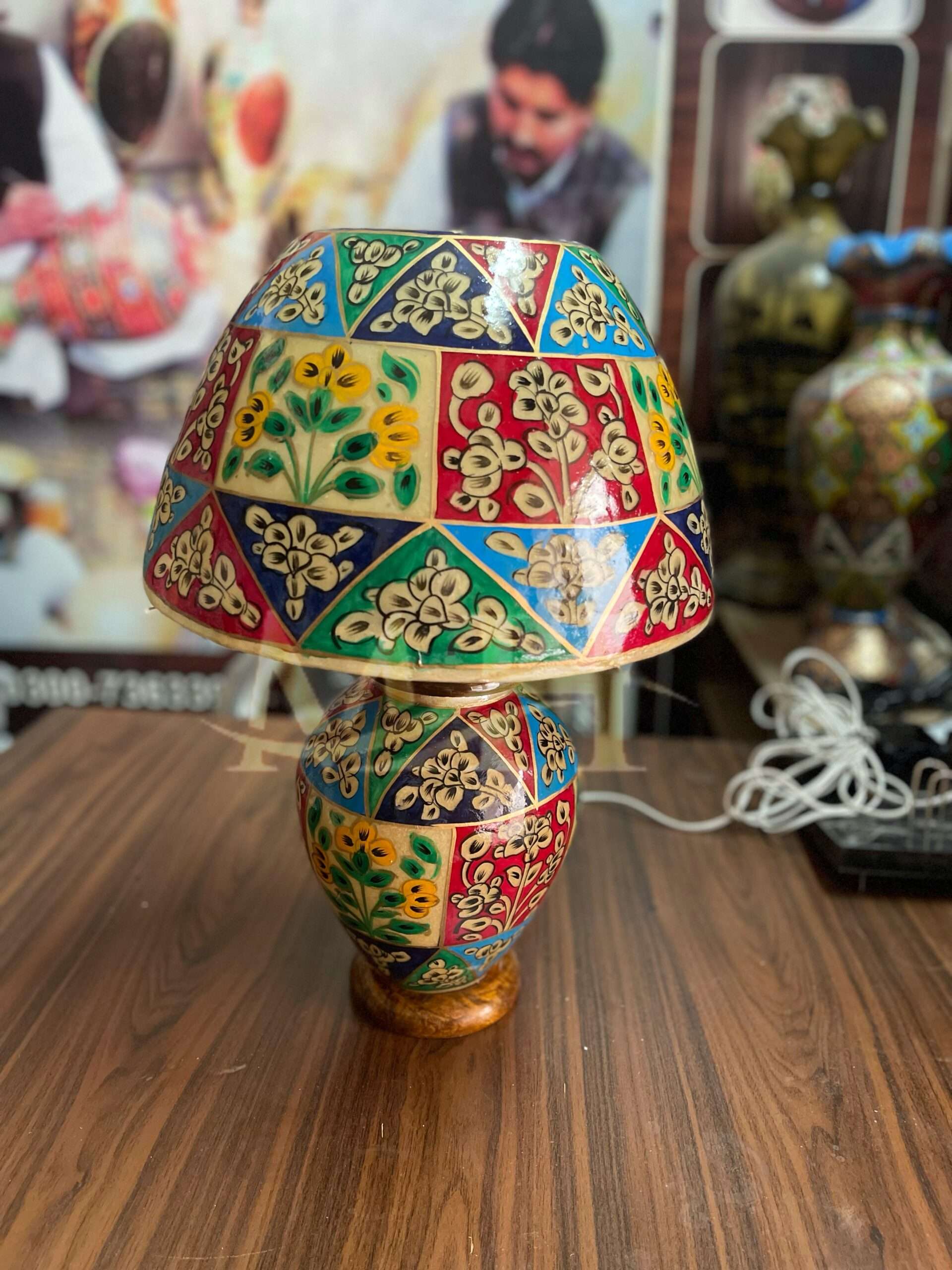 Side Table Camel Skin Lamp
