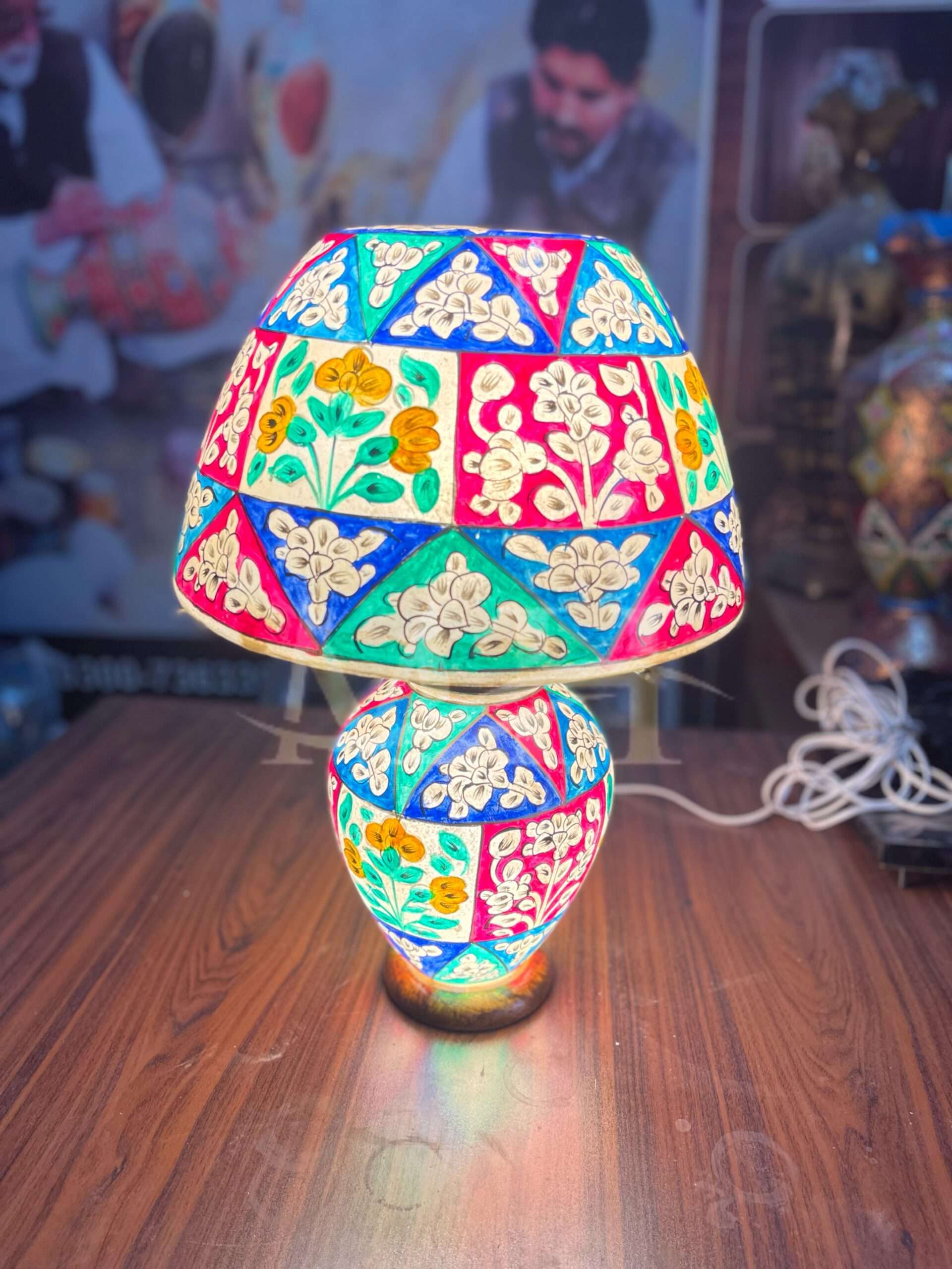 Side Table Camel Skin Lamp