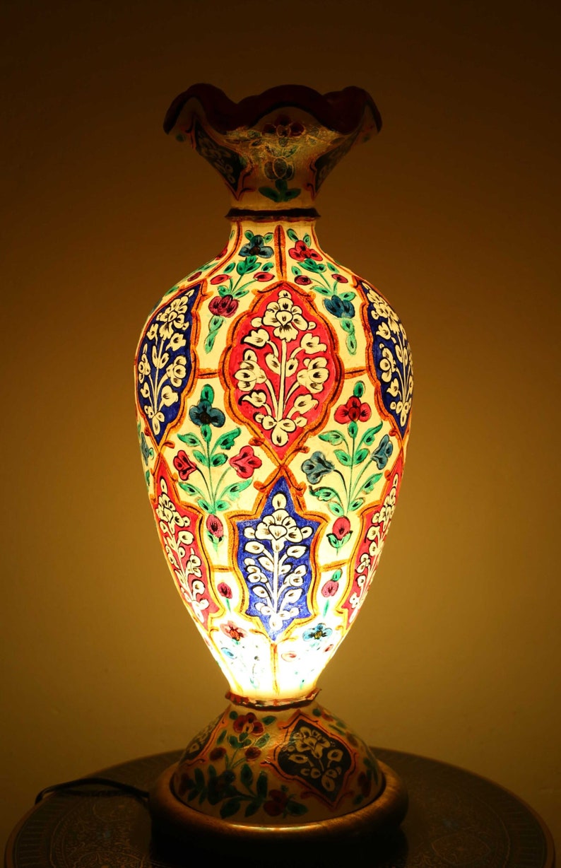 ILLUMINATED Vase And Lamp